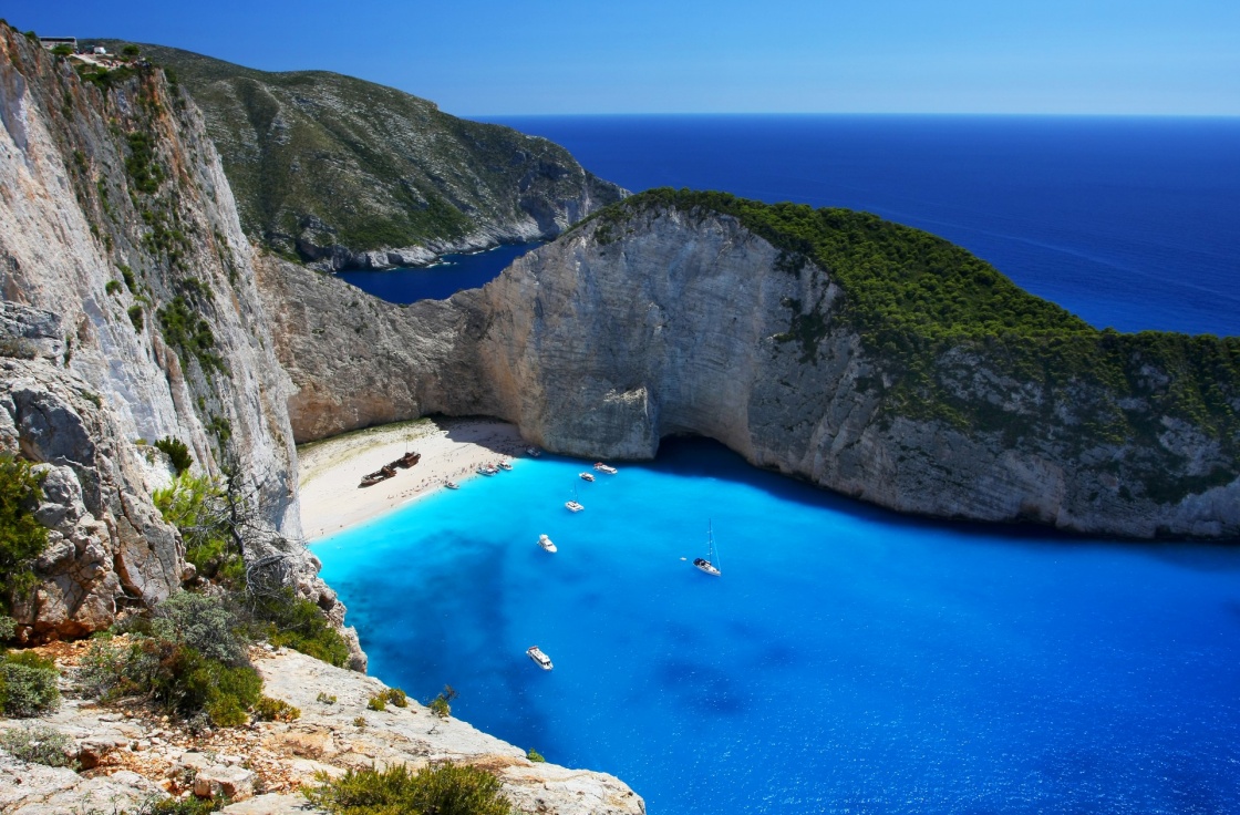 'Navagio - the most famous beach on Zakynthos island with shipwreck and anchoring boats  (Greece, Ionian islands)' - Ζάκυνθος