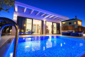 Oresteia Exlusive Villa